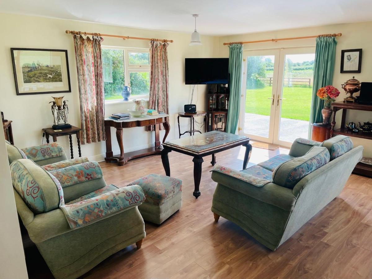 Cutteen Cottage Tulla Экстерьер фото